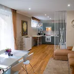 Casa Yuliya 11 4* 科莫